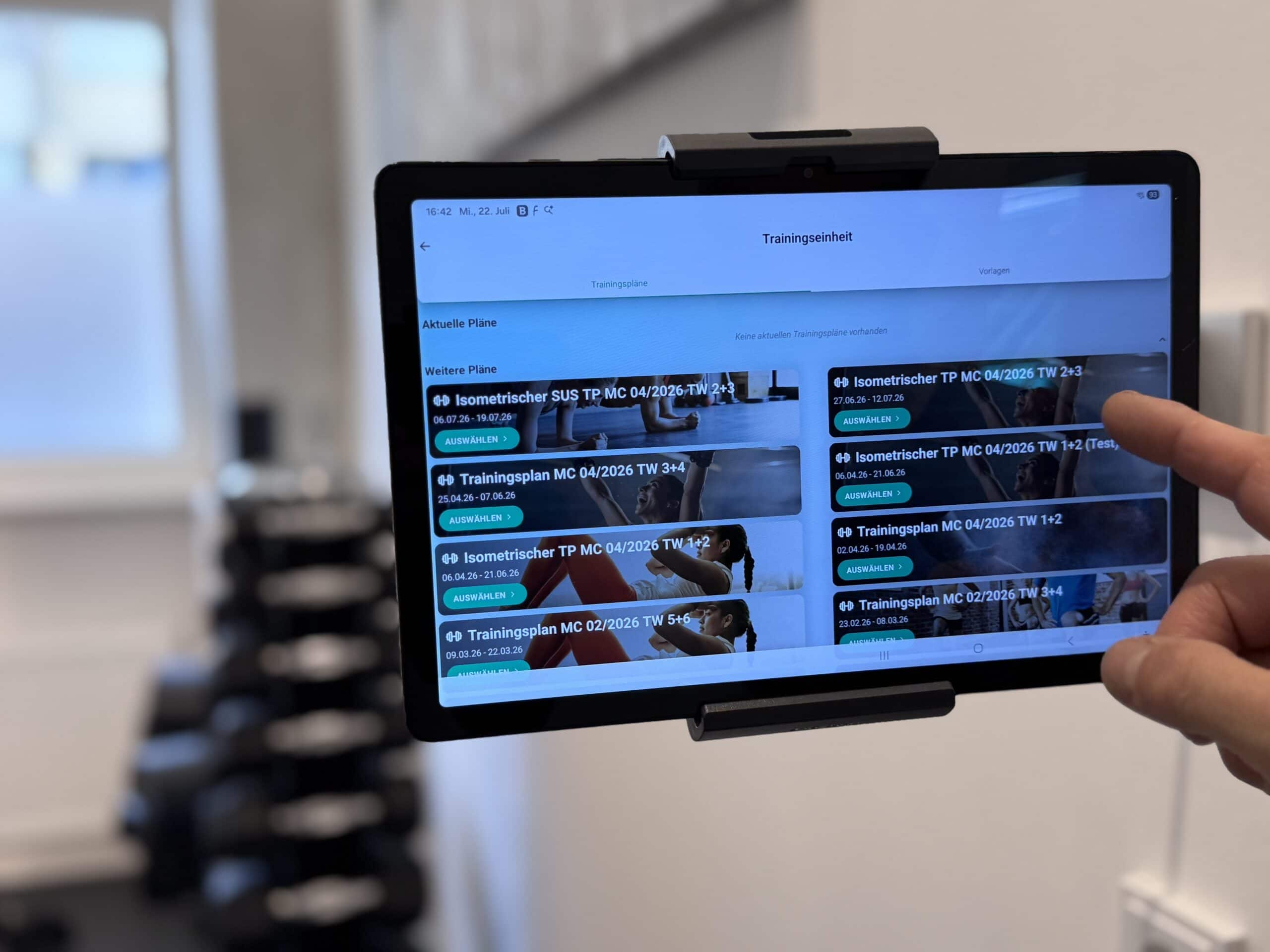 Digitaler Trainingsplan auf einem Tablet bei PT-BOX1 in Germering